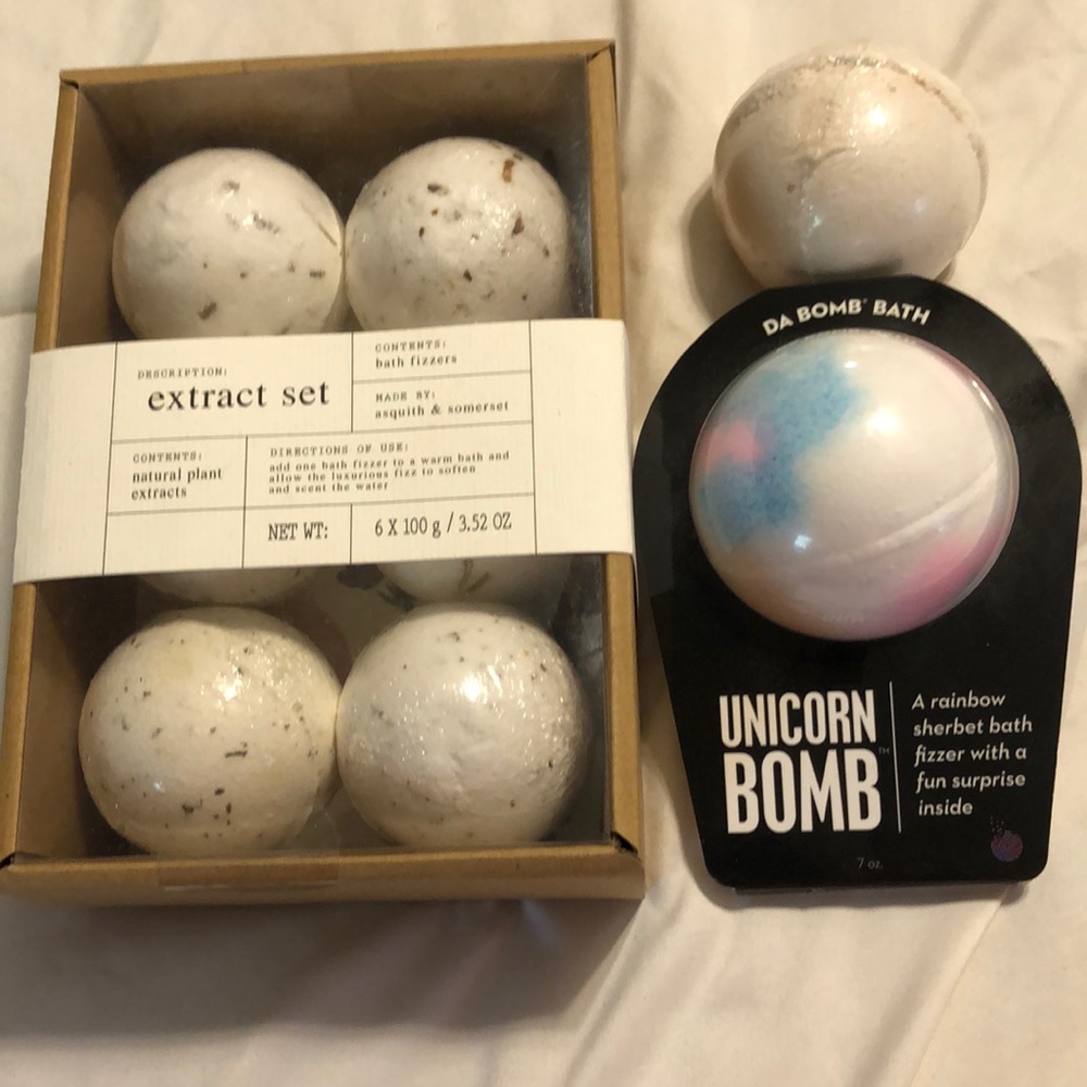 Bath bombs